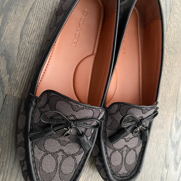 Coach Moira Loafer – Black Leather, Worn 4–5 Times, As New Condition, Classic - Picture 3 of 4